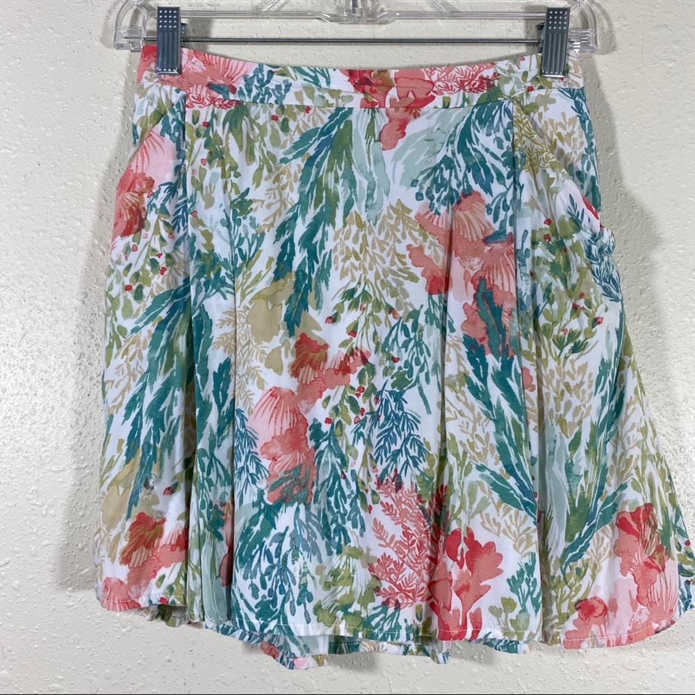 Old navy mini skirt XS Floral skirt Full A- line Pleated Pockets fully l…